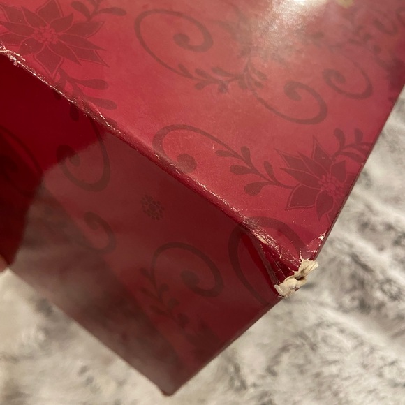 *1997* Porcelain Barbie Collection Holiday Ball Doll - Picture 14 of 16